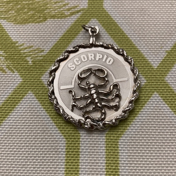 Sterling Vintage Birthstone Medals.  Aquarius/Leo /Scorpio - Picture 4 of 9